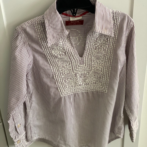 RAOER Designer Shirt - Picture 2 of 7